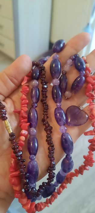 Бусы из натурального камня. Коралл, бирюза