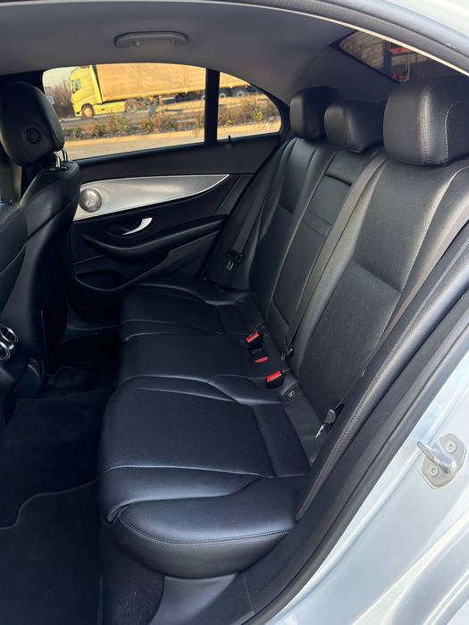 Продам мерседес  w213 в хорошому стані