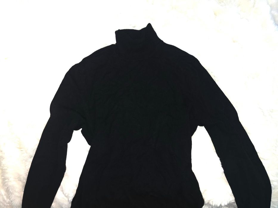 Varias roupas , com pouco uso