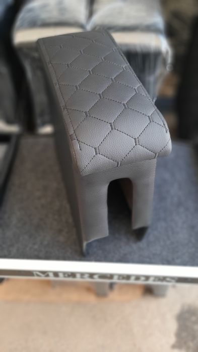 Подлокотник гольф 3