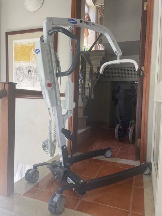 Elevador para acamados INVACARE Birdie Evo Compact 150K