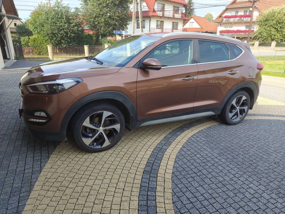 Hyundai Tucson 4x4 Niski przebieg, bogate wyposażenie