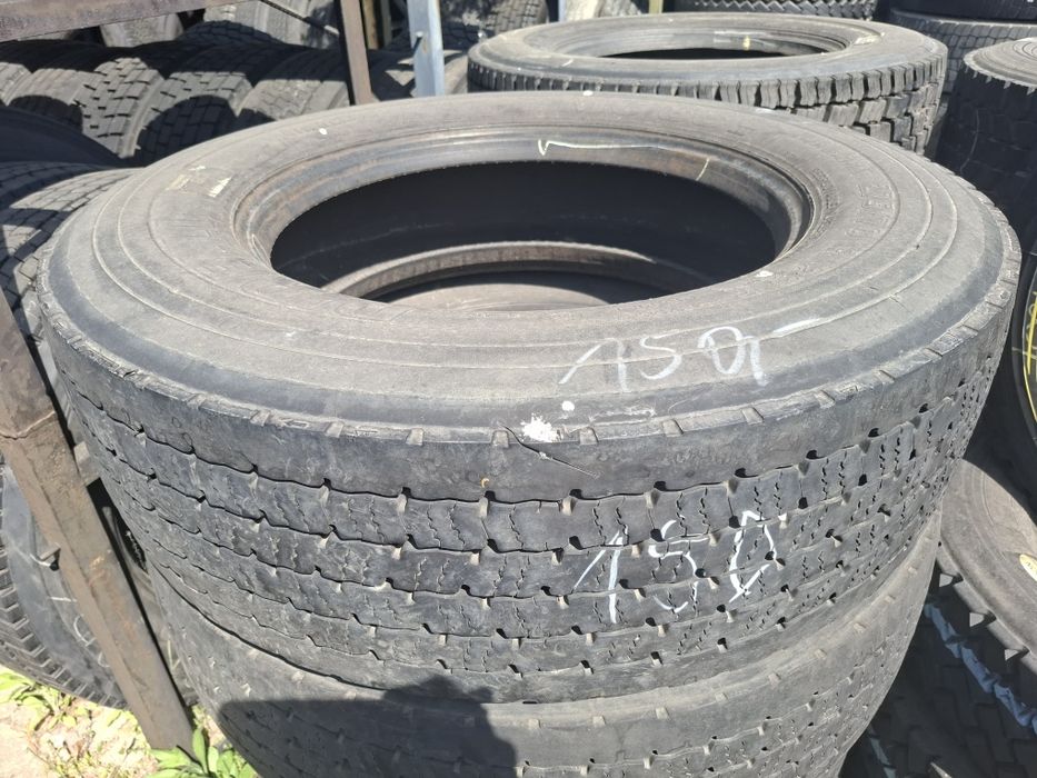275/70r22.5 Pirelli komplet opon