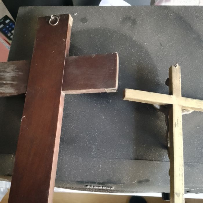 Cristos crucificados