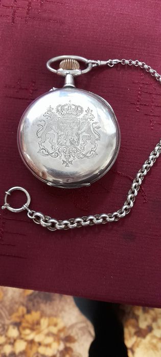 Годинник швейцарскій карманний 19-20 століття серебро.