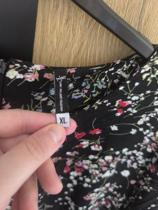 Sukienka damska codzienna carry XL 42