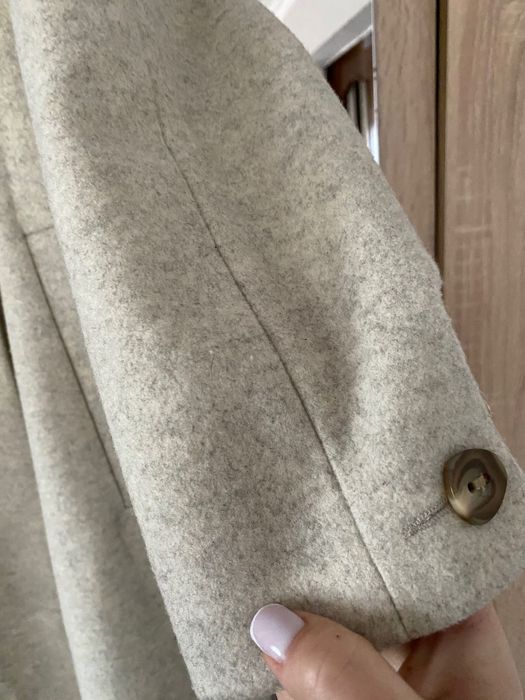 Продаю пальто жіноче