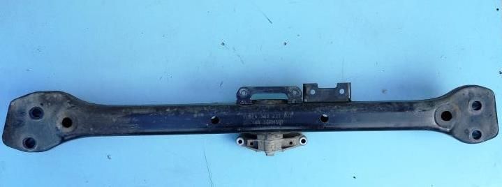 Балка КПП 7L0399227B Volkswagen Touareg 2003-2009 VW Туарег траверса