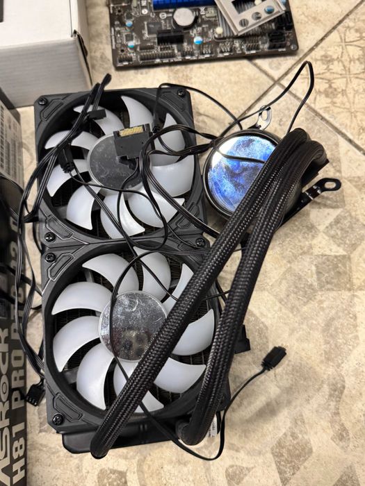 Материнська плата Asus z170/h61/h81 + Водянка лот