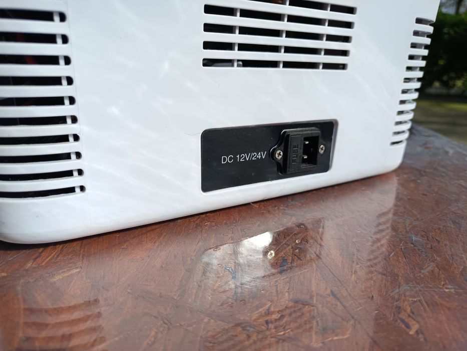 Geladeira portátil 25L (marca: VEVOR)