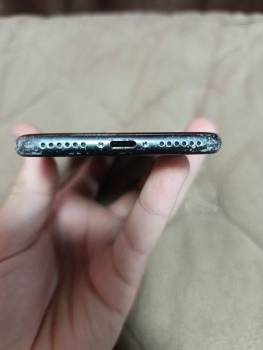 Iphone 7 заблокований