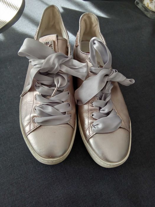 Zlote  skorzane sneakersy R.38 Hogl