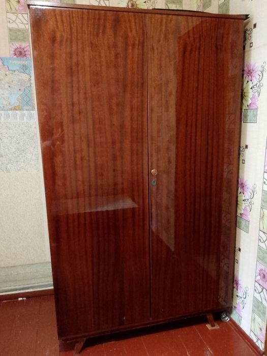 Шафа стара продам