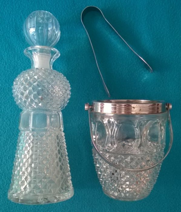 2 Conjuntos: Garrafa + Balde de Gelo para Bebidas (Peças antigas) $A