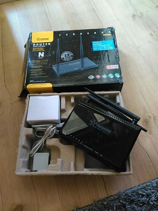 Bezprzewodowy Modem Router internetowy WiFi Pentagram Cerberus P6343