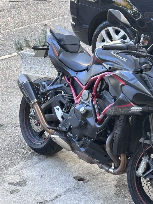 Kawasaki Zh2 2022 akrapovic