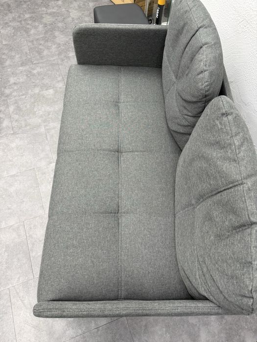 Sofá 2 lugares conforama