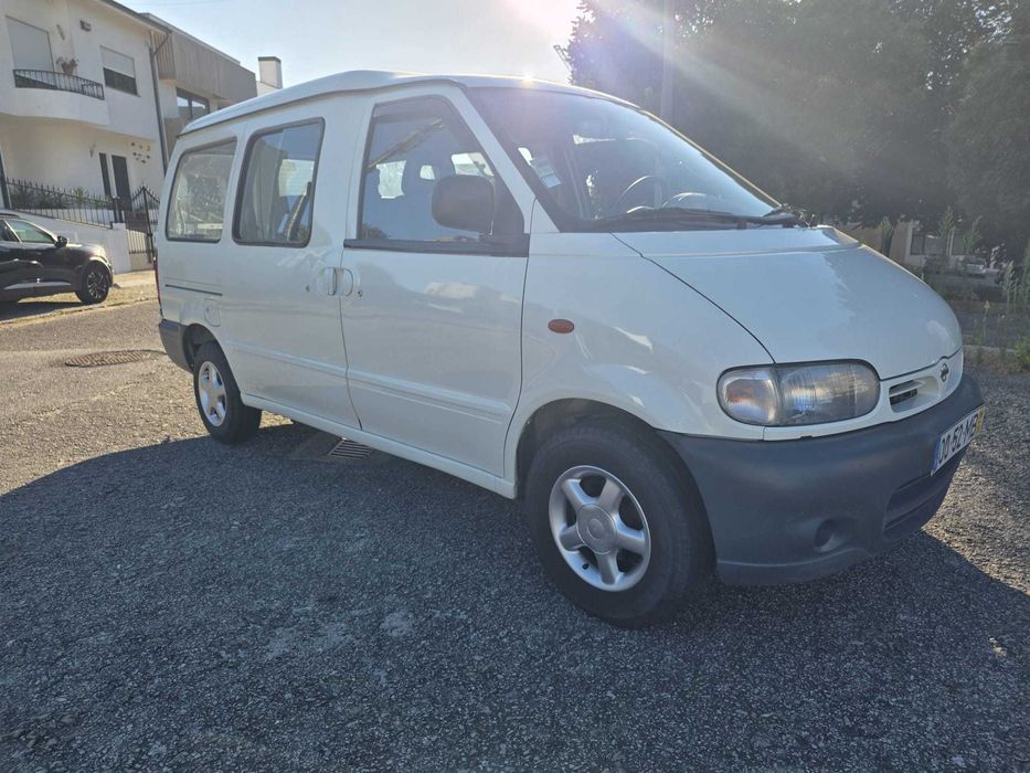 Imaculada Nissan Vanette 2.3D (5 Lugares / Mista) Vários Extras