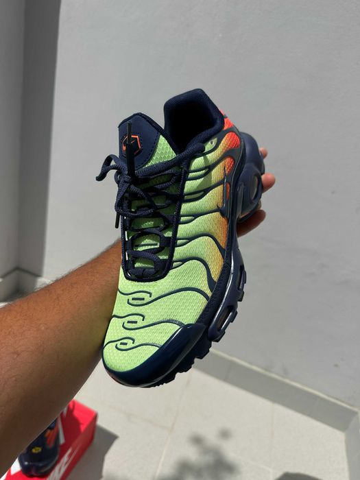 Sapatilhas Nike Air Max Plus TN 1 Gradiente Verde Laranja - Tam 42 (Novas)