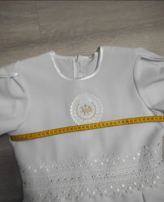 Alba komunijna dla dziewczynki