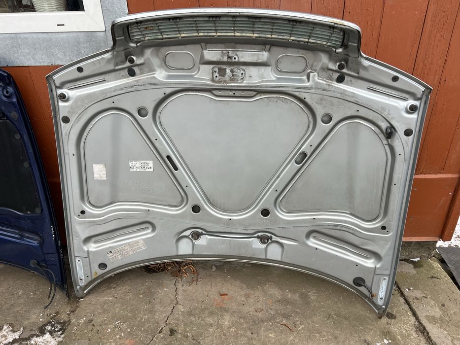 Капот Audi A4B5 ауді а4 б5