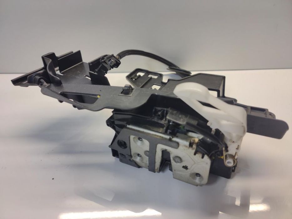 Fechadura Porta Frente Direita Ford Fiesta MK6  2012 a 2017