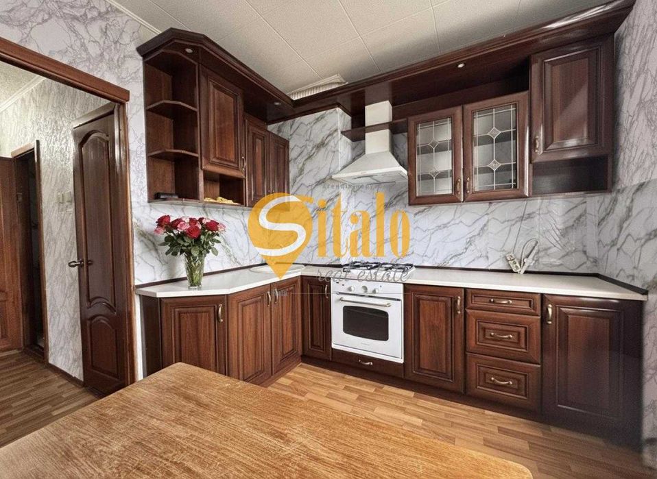 2 кімнатна 56,5 м2, в центрі Вишневого, з ремонтом, вул. Європейська 6