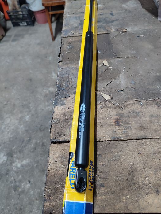 Продам стойку багажника