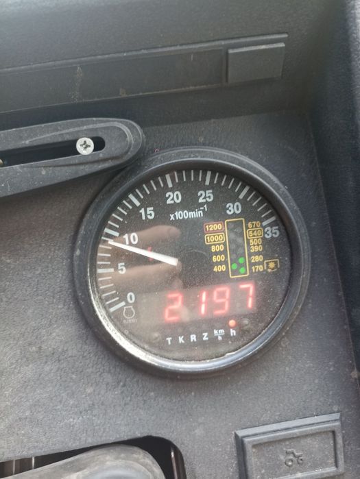Продам трактор  МТЗ 892
