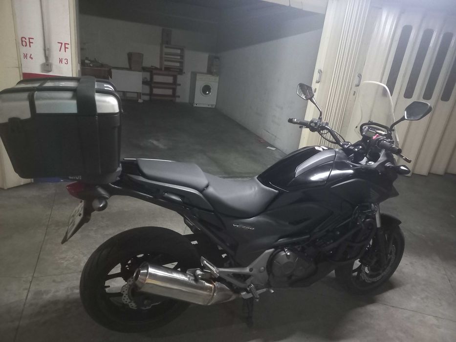 Honda nc 750x como nova 2016