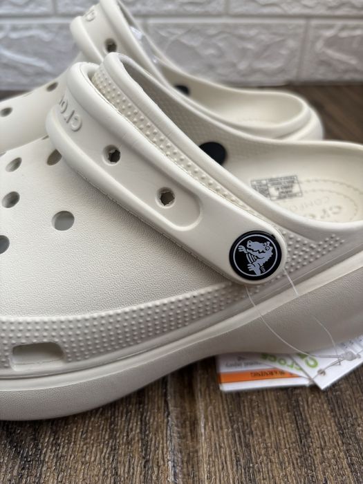 Crocs Classic Platform Clog