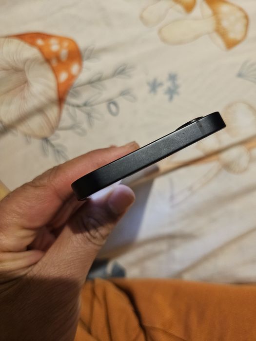 Iphone 16e  128gb 100%