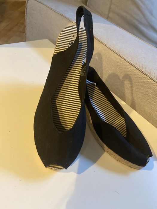 Espadryle rozmiar 41 bialo granatowe marynarskie