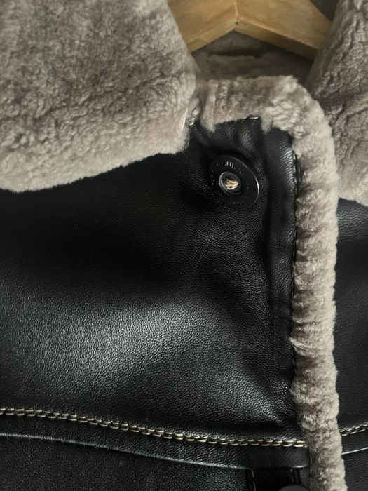 Шкіряна куртка з хутром