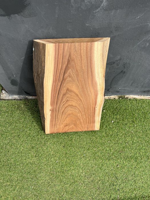 Tábua de Acácia Maciça – Peça Única