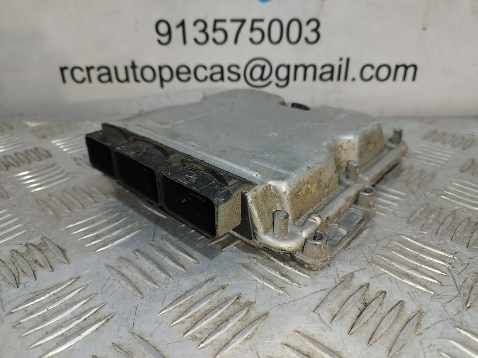 Centralina ECU motor Bosch Renault Trafic II 1.9 DCI