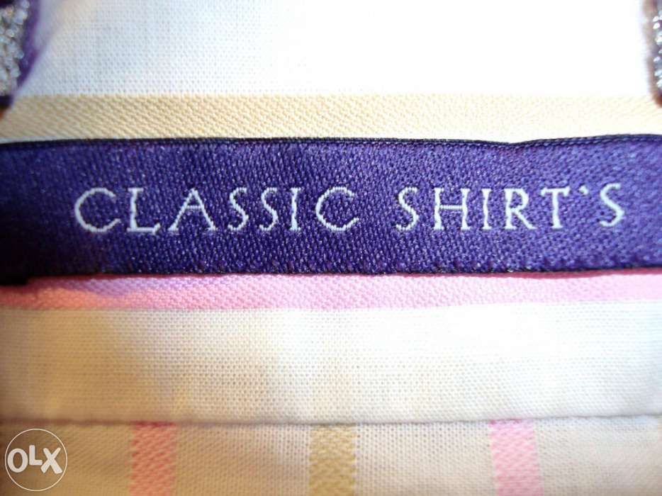 Camisa listada branca e rosa, cintada