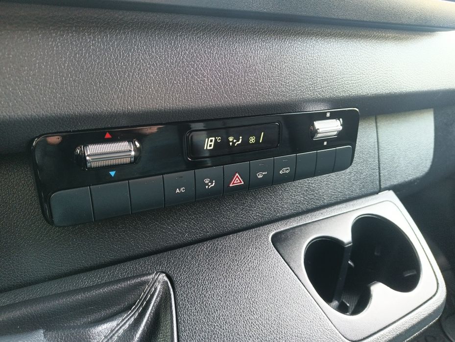 Mercedes Sprinter 907 спрінтер пасажир
