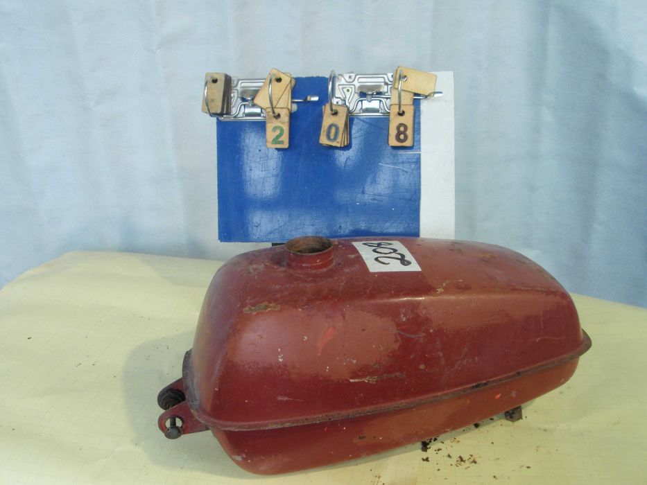 ogar romet -nie komar motorynka zbiornik paliwa części nr208