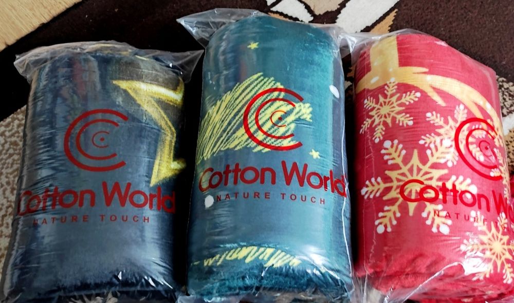 Koc polarowy Cotton World Nature Touch świąteczny 200x220