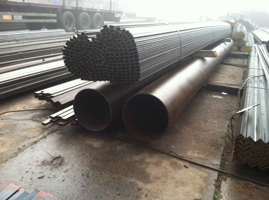 Арматура , балка , швеллер , труба ,  круг профнастил ,лист , уголок.