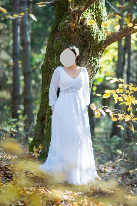 Klasyczna. Elegancka suknia ślubna. Rozmiar M/L 42