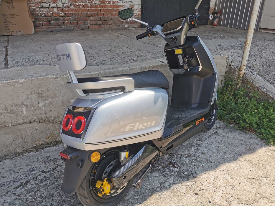 Электроскутер GTM Flex 1500W 72V 26Ah (83817)с гарантией без пробега