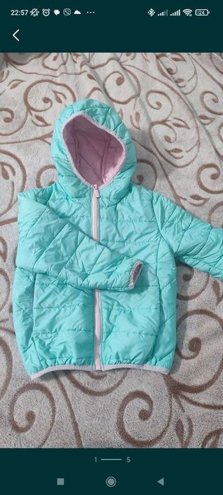 Курточка для дівчинки