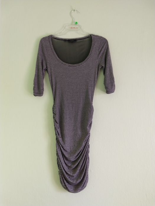 Sukienka dzianinowa Guess drapowana r.XS