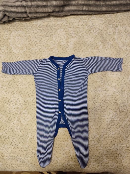 Бодікі, слюнявчики , человесіки.