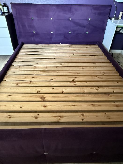 Łóżko tapicerowane fioletowe 160x200+materac