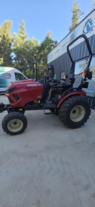 Trator YANMAR SA 426   26cv