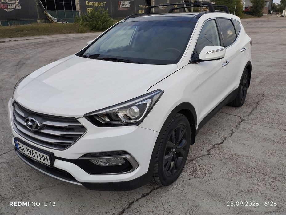 Автомобіль Hyundai Santa FE, 2.0, GDI TURBO,2016/2017,автомат,4AWD, Київ, люк панорама,шкіряний салон,безключевий доступ,повний єл.пакет,