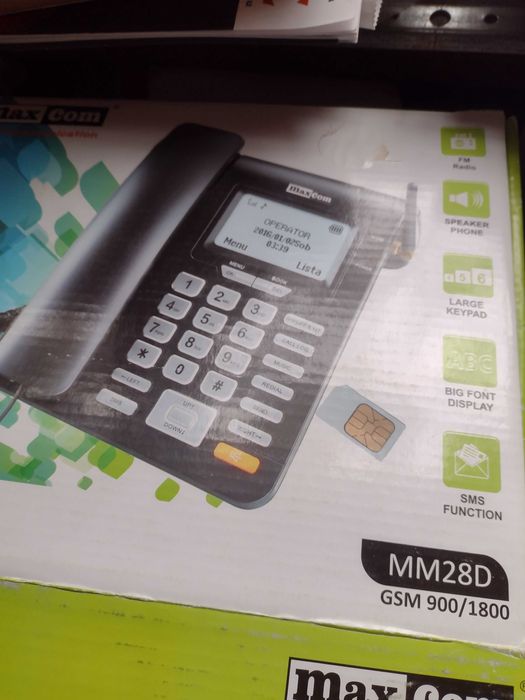 Nowy nieużywany telefon maxcom MM28D